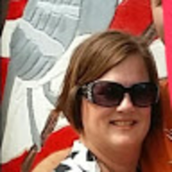 Meet your Posher, Kris - Picture 1 of 1